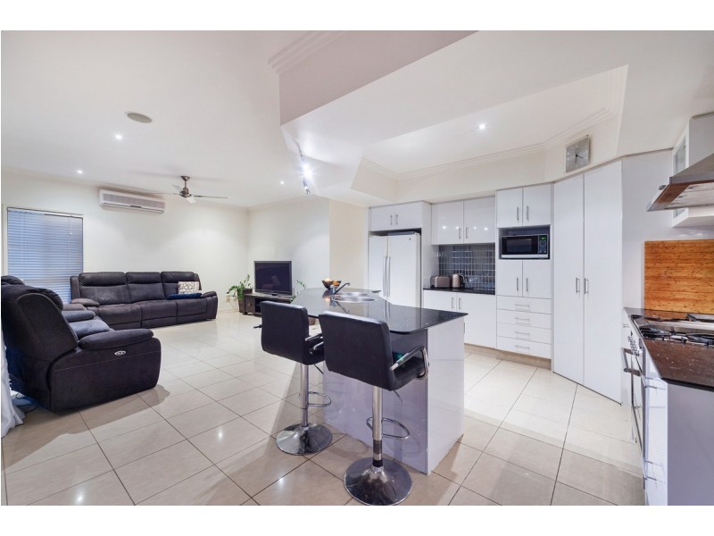 84 Halfway Drive, Ormeau QLD 4208