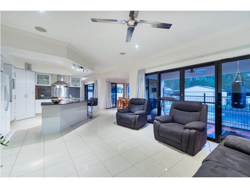 84 Halfway Drive, Ormeau QLD 4208