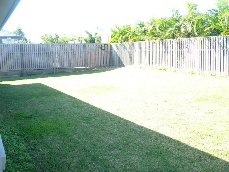 42 Hazelmere Cres, Ormeau QLD 4208