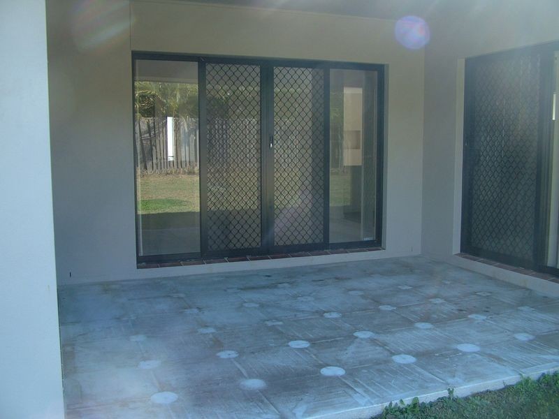 42 Hazelmere Cres, Ormeau QLD 4208