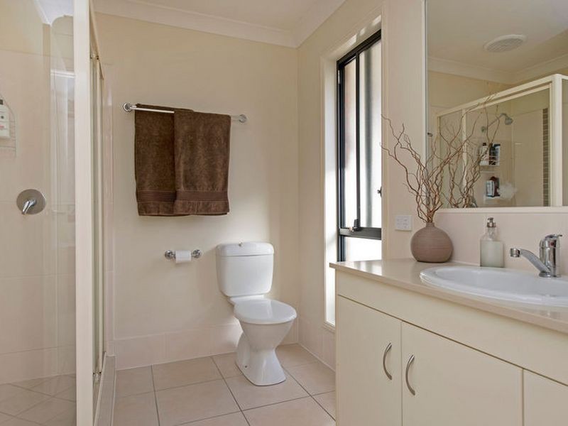 17 Jasmine Circuit, Ormeau QLD 4208