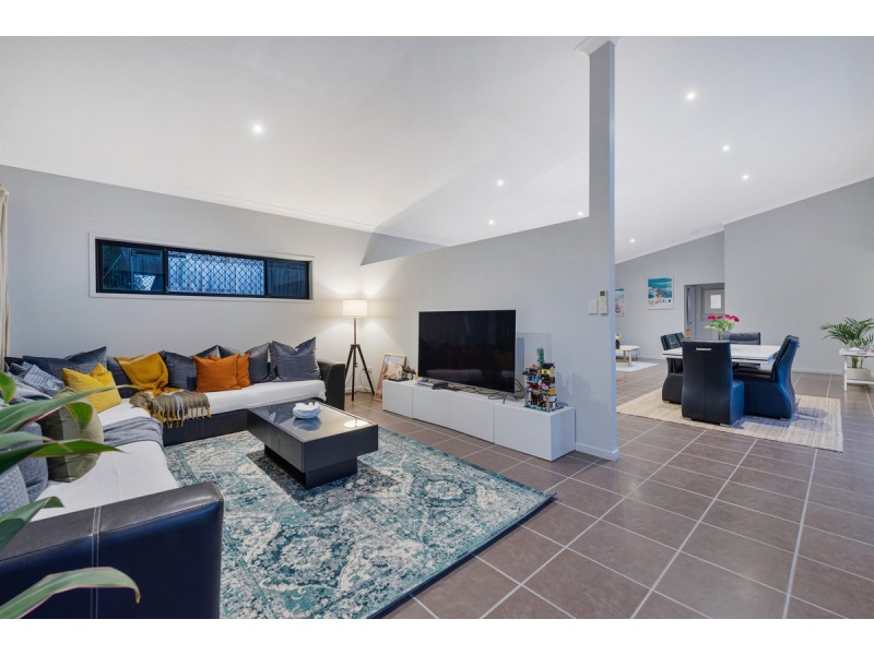 1 Maidenwell Road, Ormeau QLD 4208