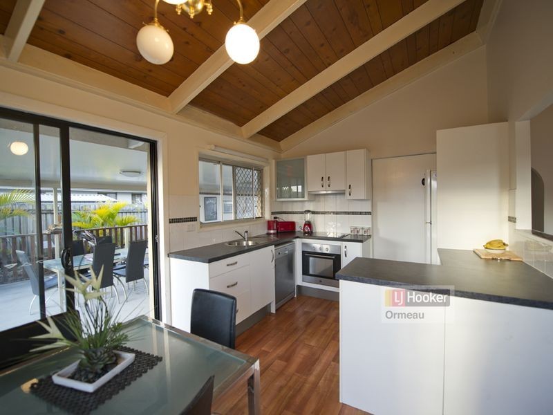 26 Carlyon Street, Mount Warren Park QLD 4207