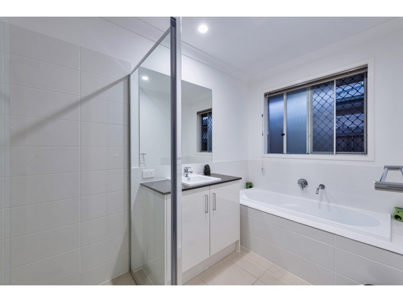 7 Harvester Road, Ormeau QLD 4208