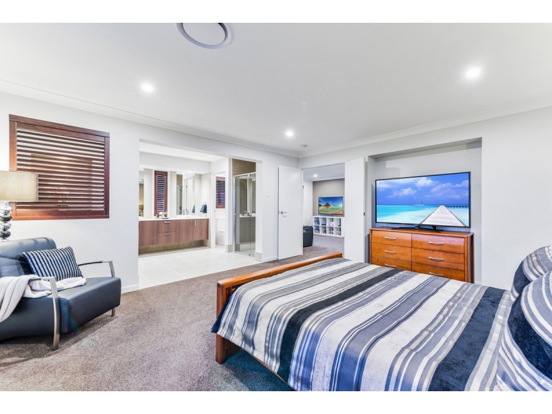 66 Countryview Street, Kingsholme QLD 4208