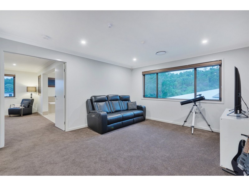 66 Countryview Street, Kingsholme QLD 4208