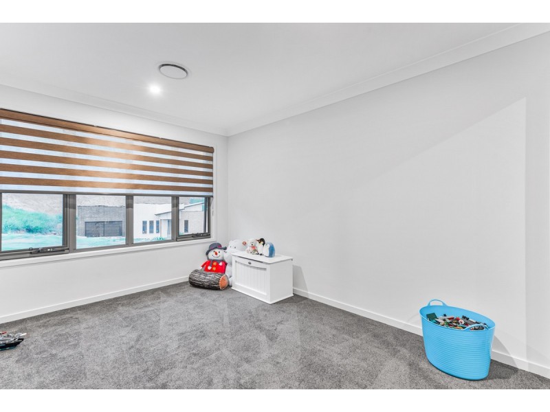 66 Countryview Street, Kingsholme QLD 4208