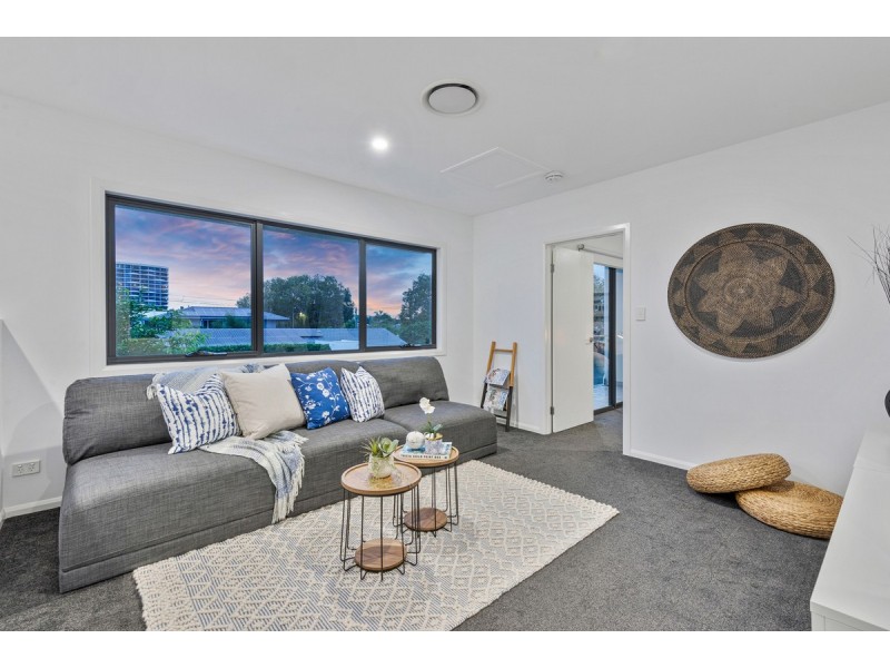 2 Mulkarra Street, Biggera Waters QLD 4216