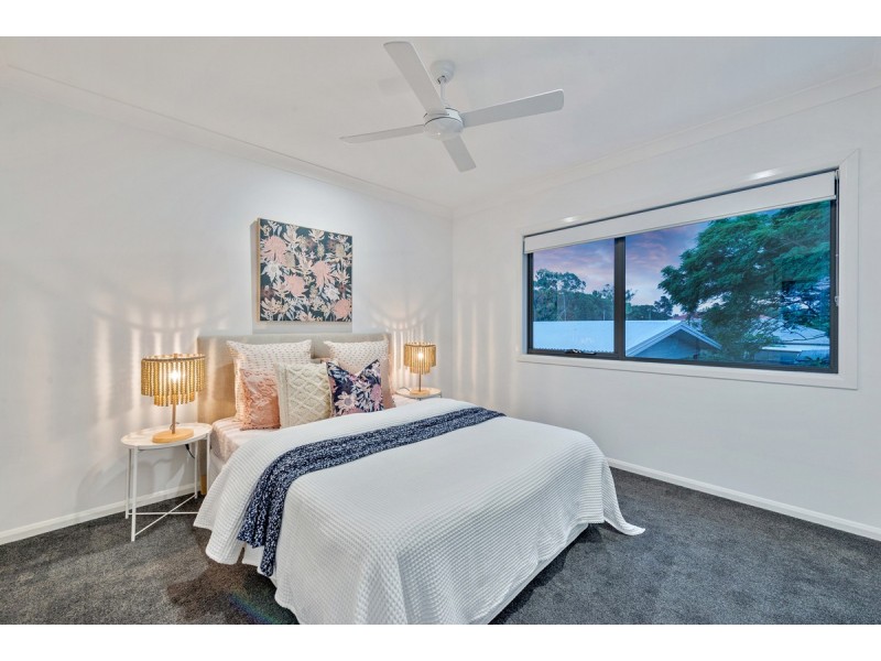 2 Mulkarra Street, Biggera Waters QLD 4216