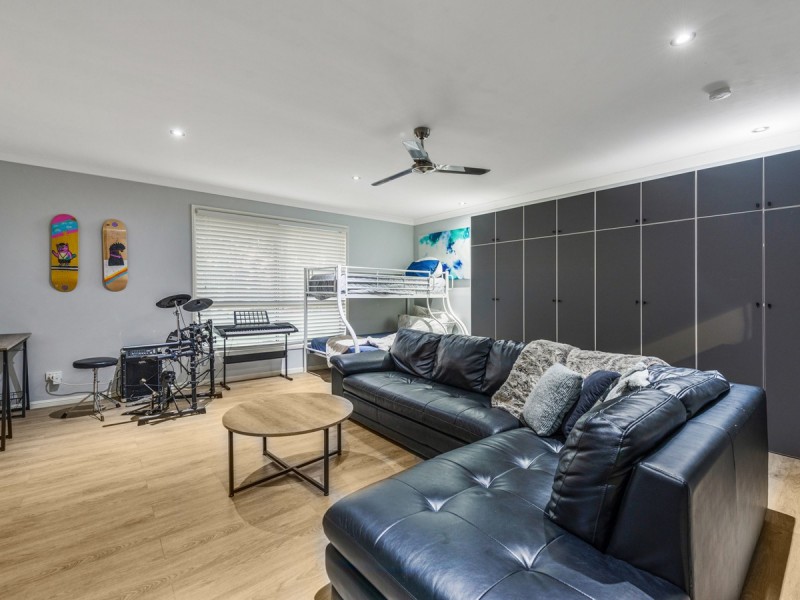 3 Phipps Place, Ormeau QLD 4208