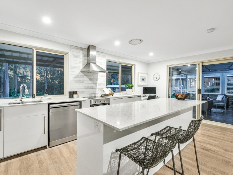 3 Phipps Place, Ormeau QLD 4208