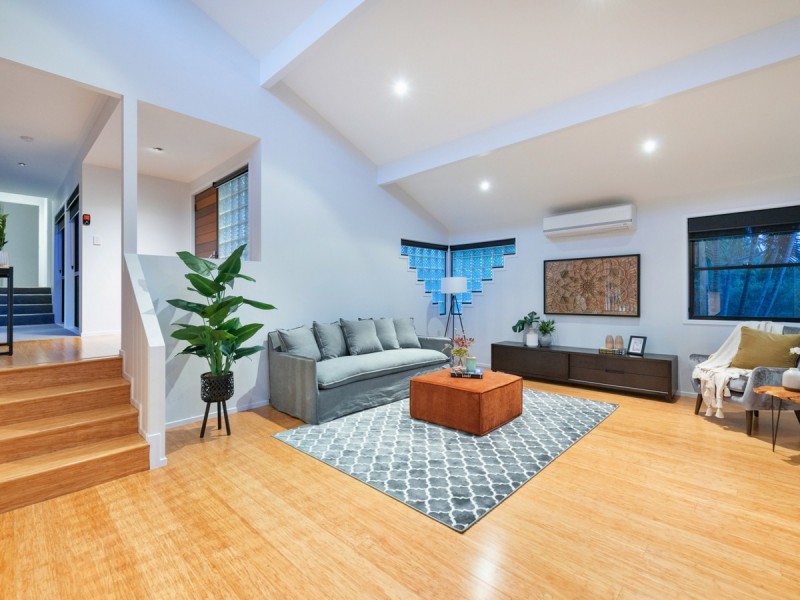 40 Leah Drive, Belivah QLD 4207