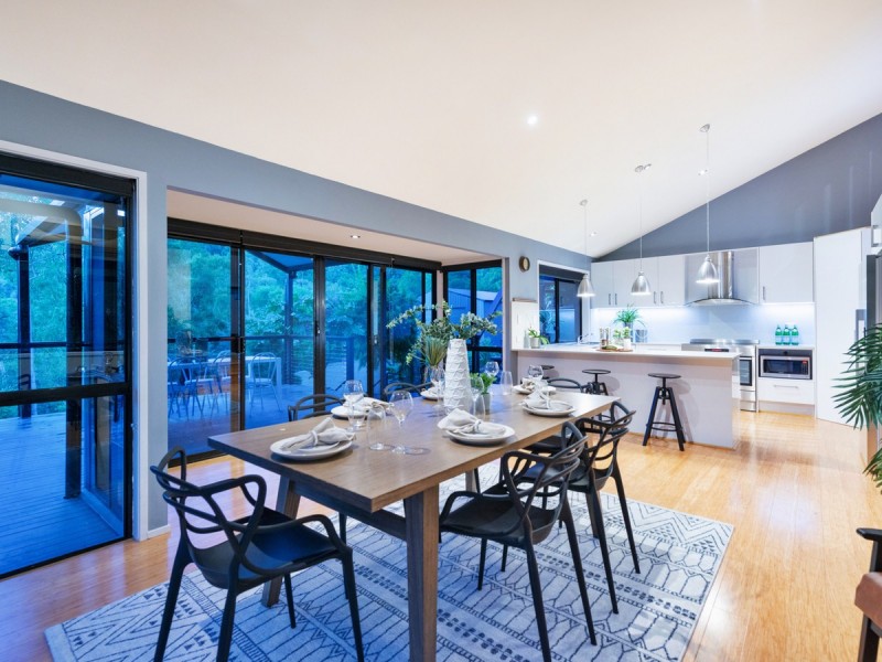 40 Leah Drive, Belivah QLD 4207