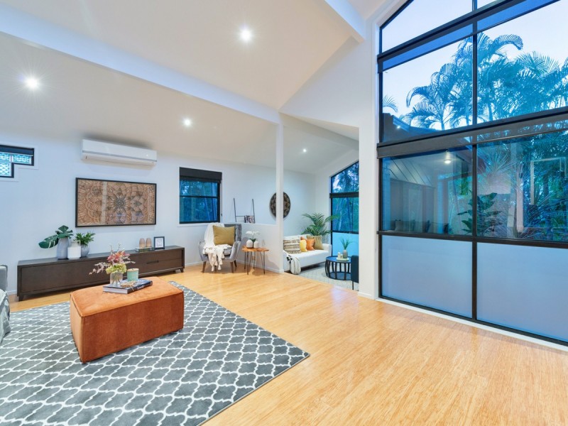 40 Leah Drive, Belivah QLD 4207