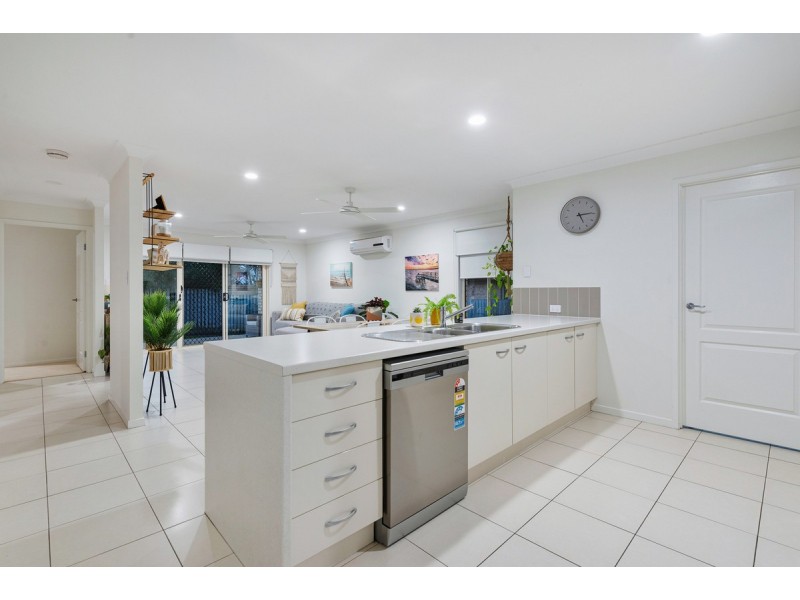 34 Myrtle Avenue, Ormeau QLD 4208