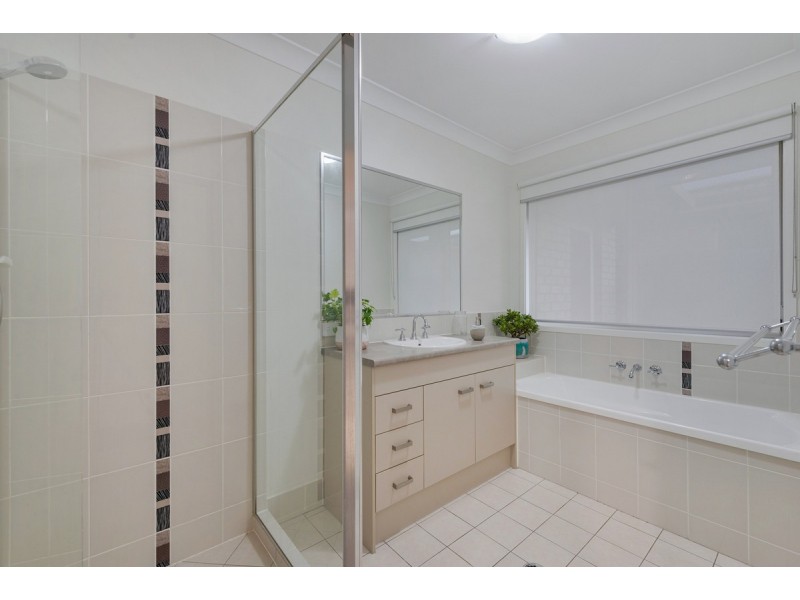 34 Myrtle Avenue, Ormeau QLD 4208