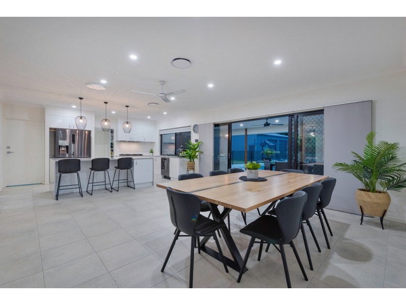 19 Stockman Street, Kingsholme QLD 4208