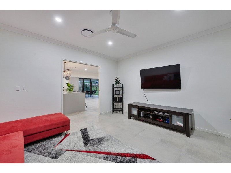 19 Stockman Street, Kingsholme QLD 4208