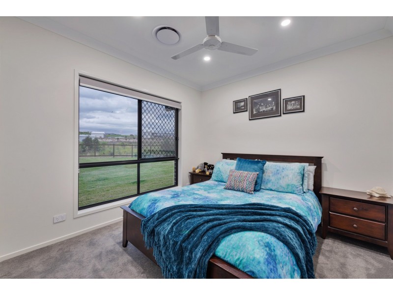 19 Stockman Street, Kingsholme QLD 4208