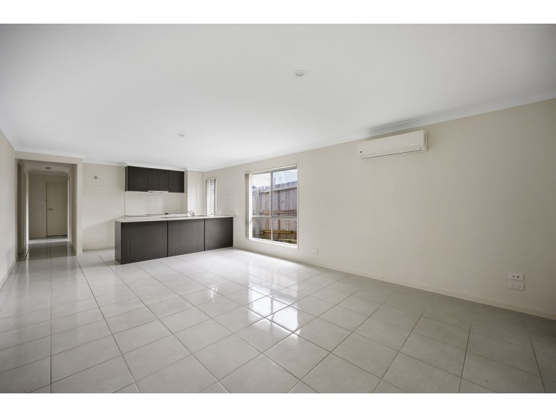 1 & 2/29 Custodian Crescent, Ormeau QLD 4208