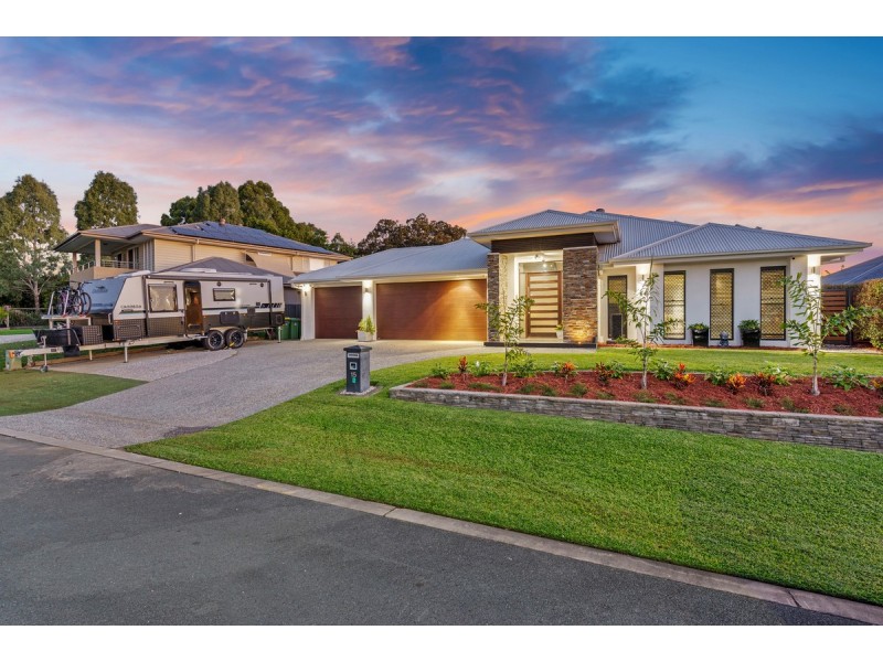 15 Rosabrook Crescent, Ormeau QLD 4208