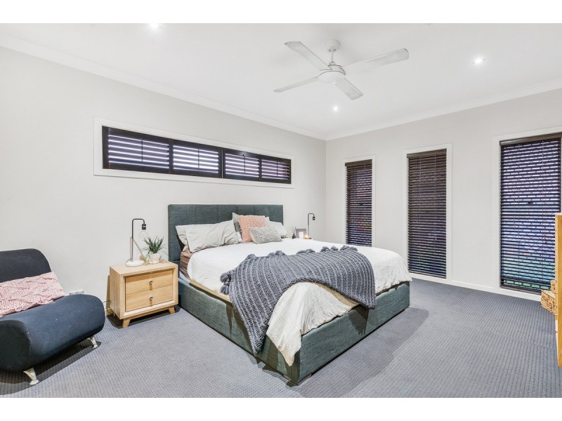 15 Rosabrook Crescent, Ormeau QLD 4208