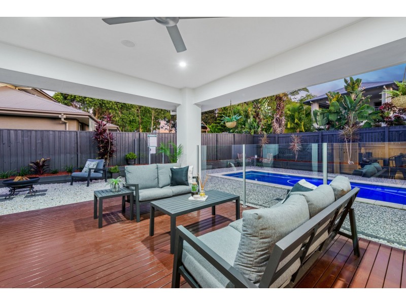 15 Rosabrook Crescent, Ormeau QLD 4208