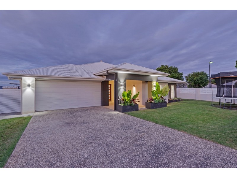 26 Penneshaw Crescent, Ormeau QLD 4208