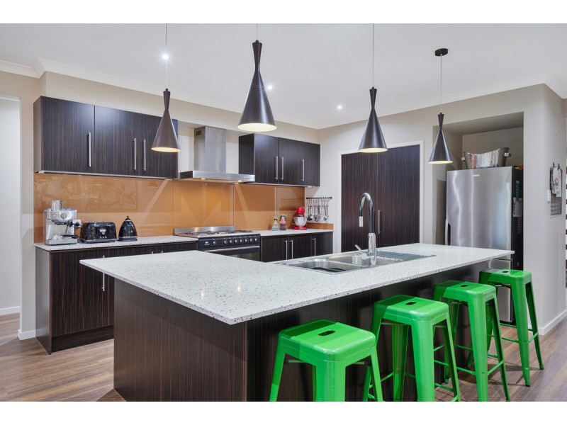 26 Penneshaw Crescent, Ormeau QLD 4208