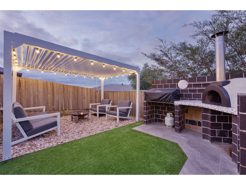 26 Penneshaw Crescent, Ormeau QLD 4208