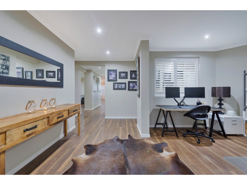 26 Penneshaw Crescent, Ormeau QLD 4208