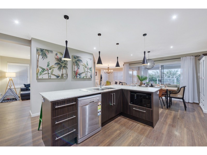 26 Penneshaw Crescent, Ormeau QLD 4208