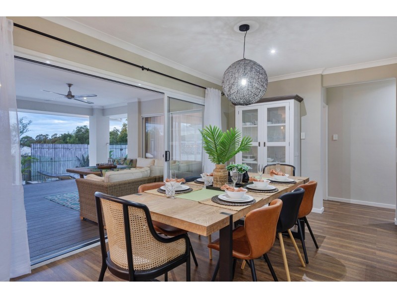 26 Penneshaw Crescent, Ormeau QLD 4208