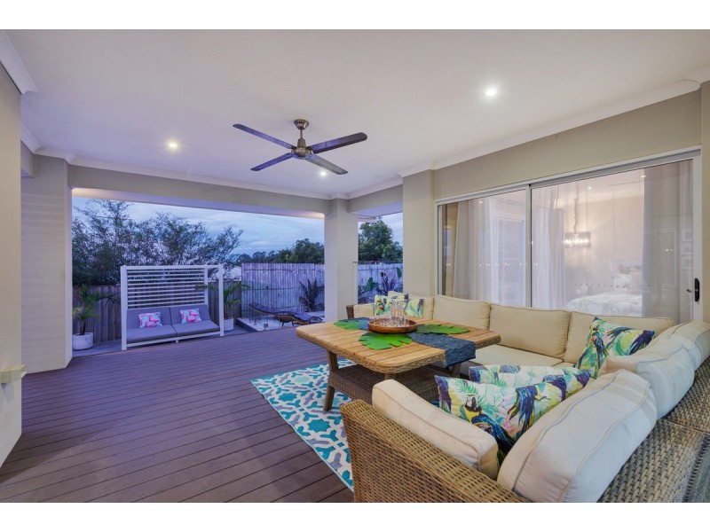 26 Penneshaw Crescent, Ormeau QLD 4208