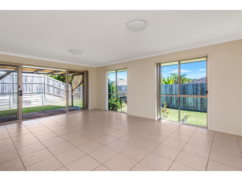 17 Dahlia Crescent, Ormeau QLD 4208