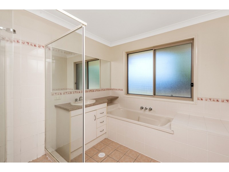 17 Dahlia Crescent, Ormeau QLD 4208