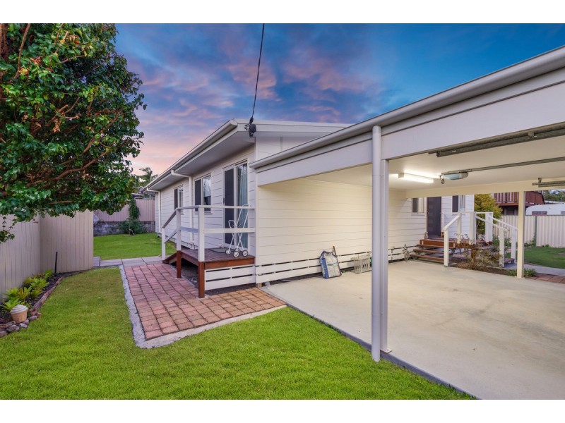 15 Cabarita Street, Biggera Waters QLD 4216