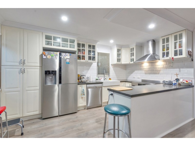 15 Cabarita Street, Biggera Waters QLD 4216