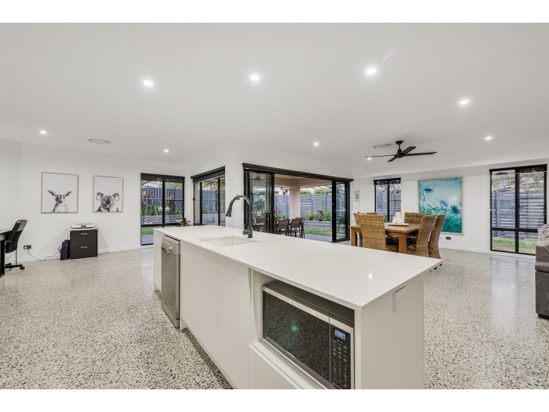 14 Kilkivan Drive, Ormeau QLD 4208