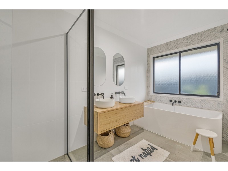 14 Kilkivan Drive, Ormeau QLD 4208