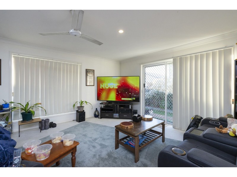 1 & 2/43 Doolan Street, Ormeau QLD 4208