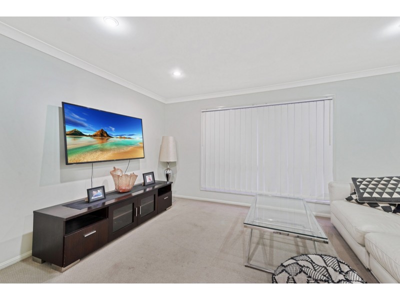 53 Kilkivan Drive, Ormeau QLD 4208