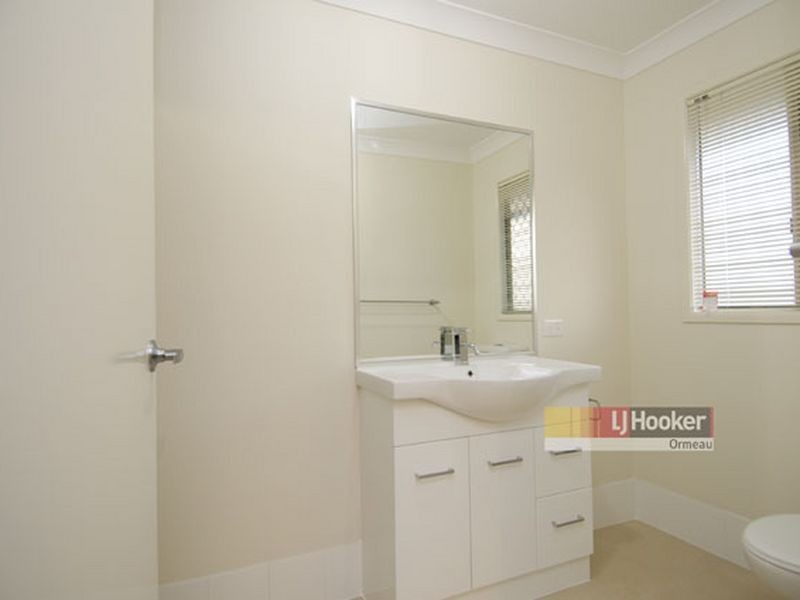 1/24 Success Cr, Ormeau QLD 4208