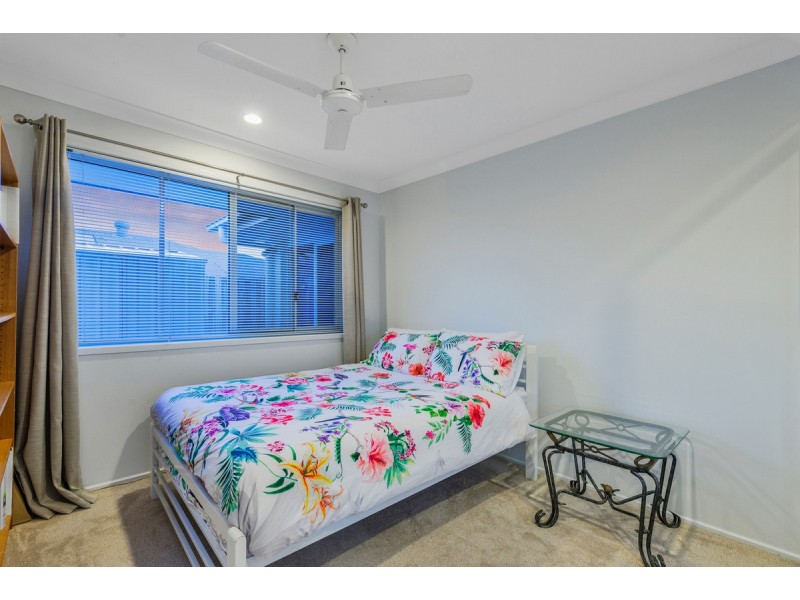 4 Rivervale Street, Ormeau QLD 4208