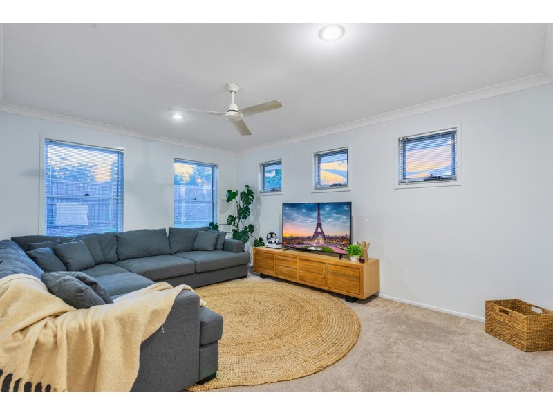 4 Rivervale Street, Ormeau QLD 4208