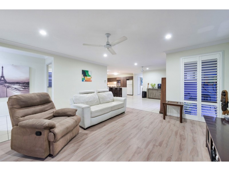 60 Charlton Crescent, Ormeau QLD 4208