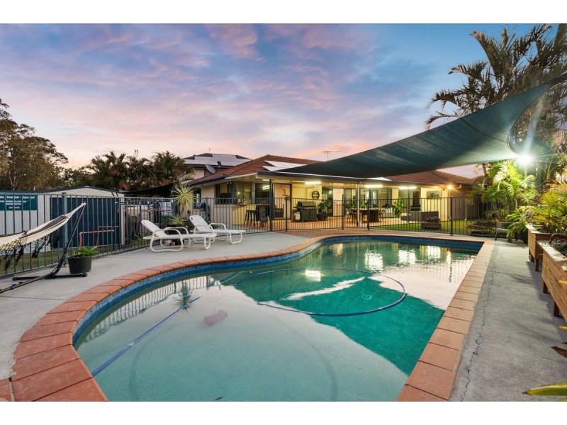 70 Halfway Drive, Ormeau QLD 4208