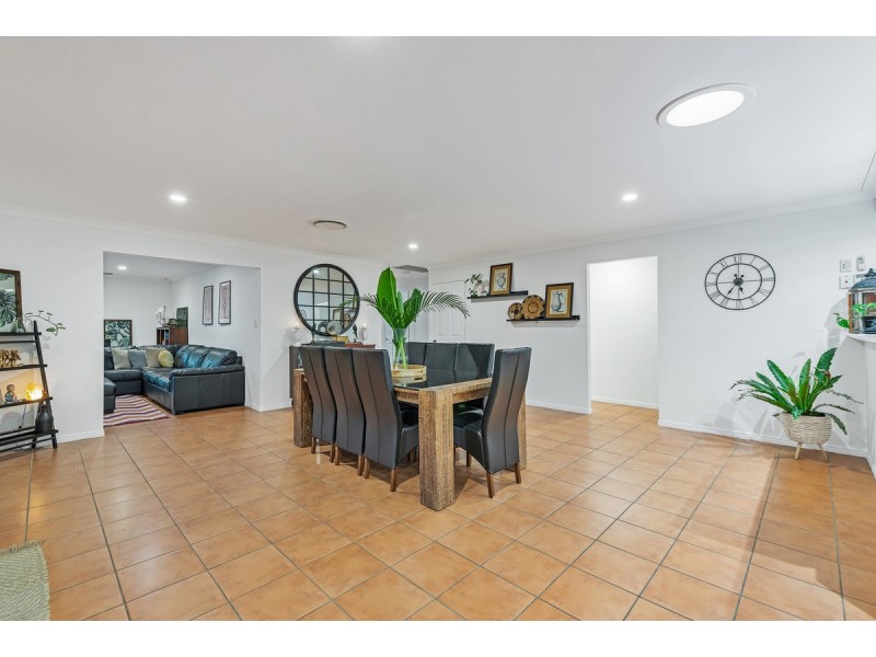 70 Halfway Drive, Ormeau QLD 4208