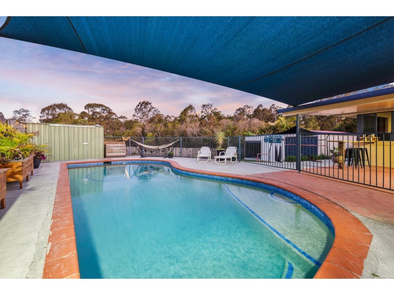 70 Halfway Drive, Ormeau QLD 4208
