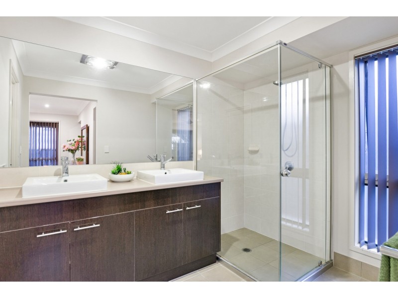 44 Stoney Creek Circuit, Ormeau QLD 4208